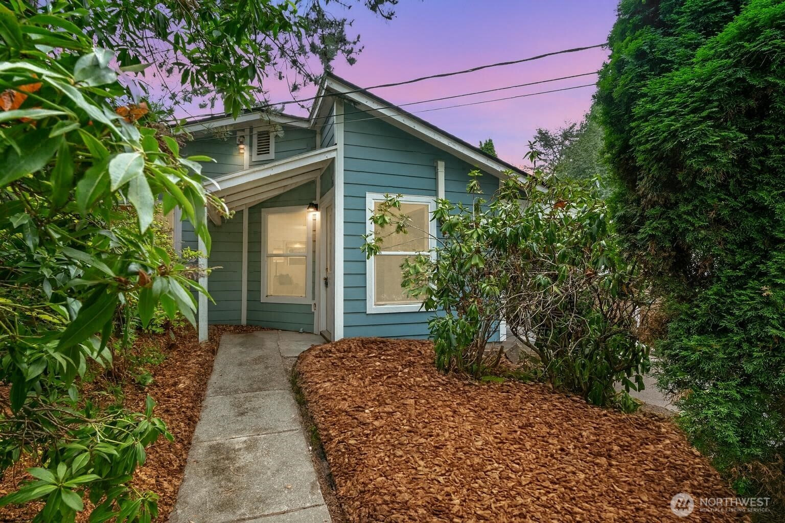 17211 Des Moines Memorial Drive S, Burien, WA 98148
