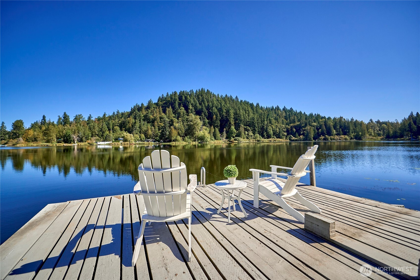 18360 W Lake Desire Drive, Renton, WA 98058
