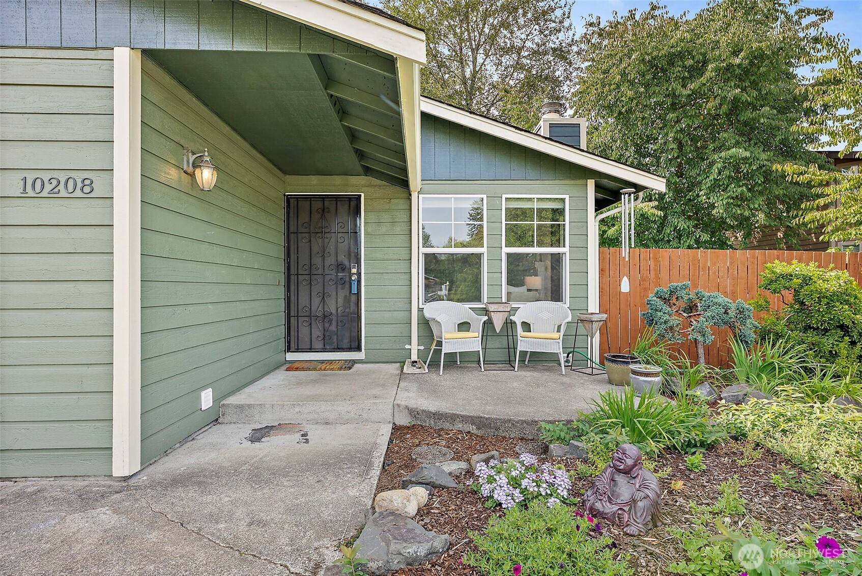 10208 D Street E, Tacoma, WA 98445
