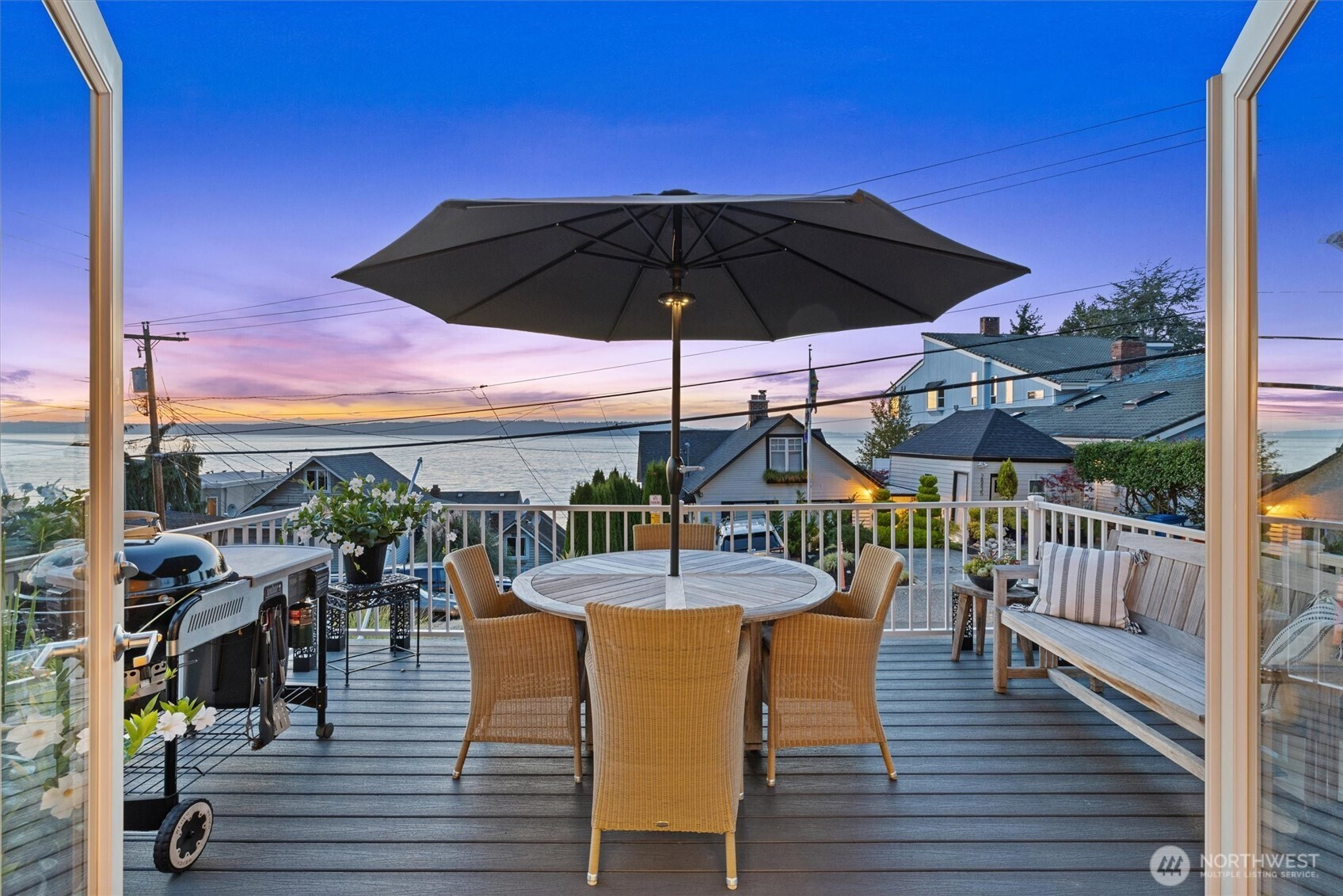 28432 Soundview Drive S, Des Moines, WA 98198