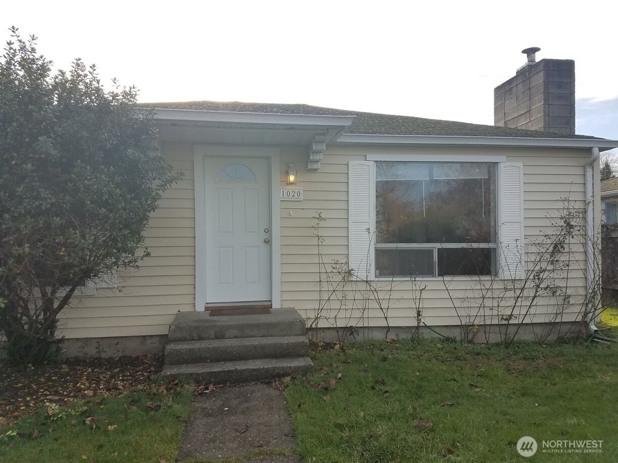 1020 E 7th Street, Port Angeles, WA 98362