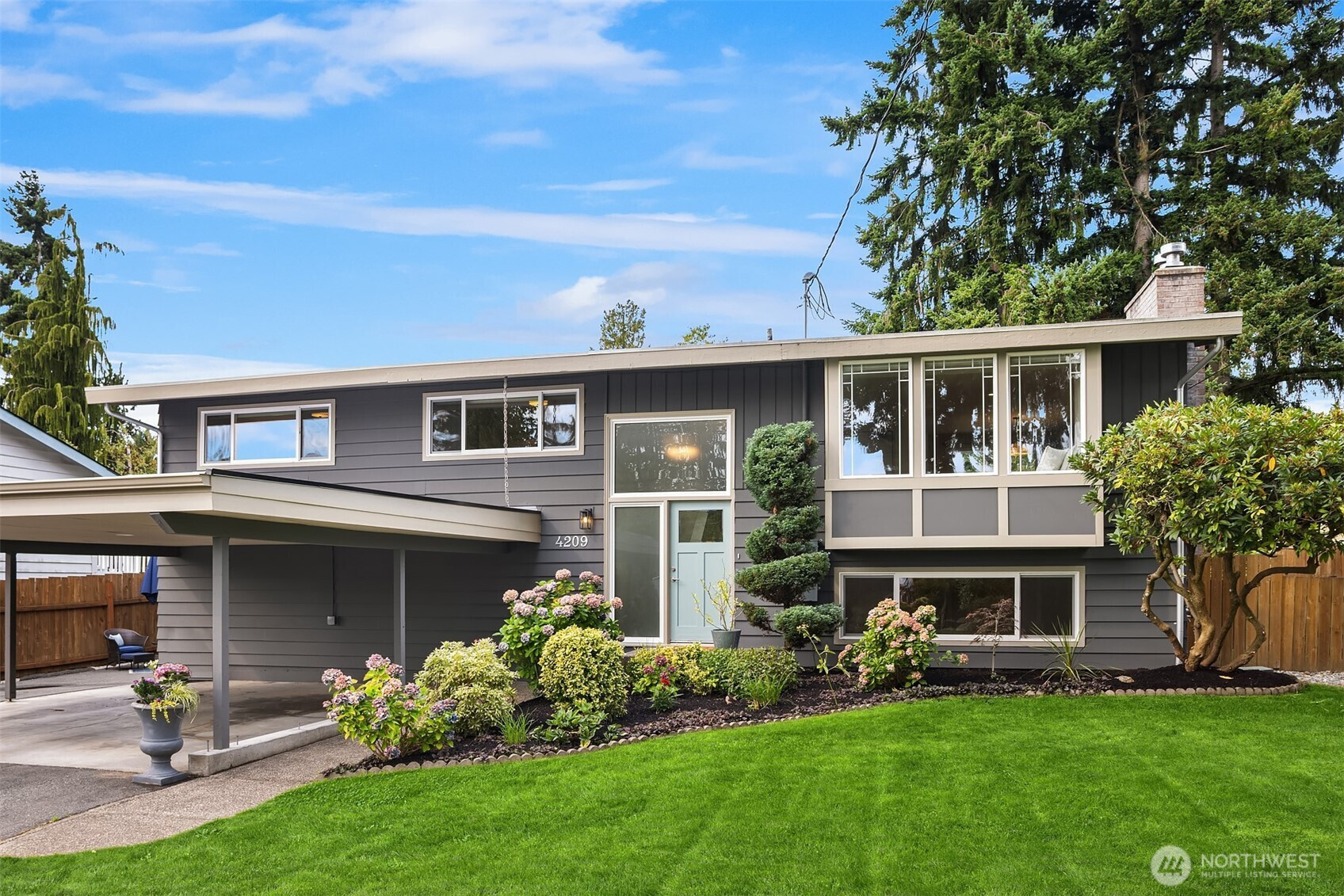 4209 192nd Place SW, Lynnwood, WA 98036