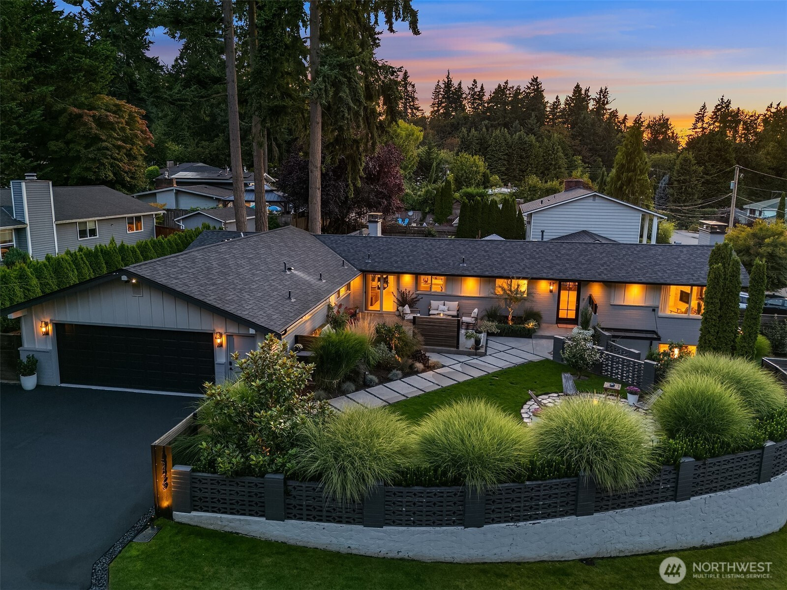 15925 70th Avenue NE, Kenmore, WA 98028