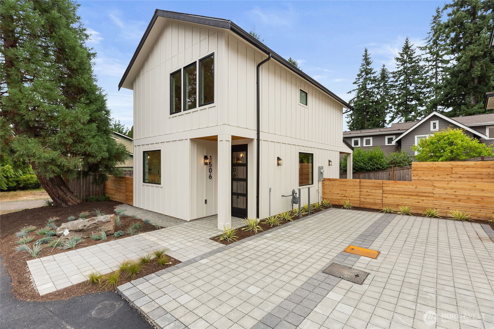 1506 3rd Street, Kirkland, WA 98033