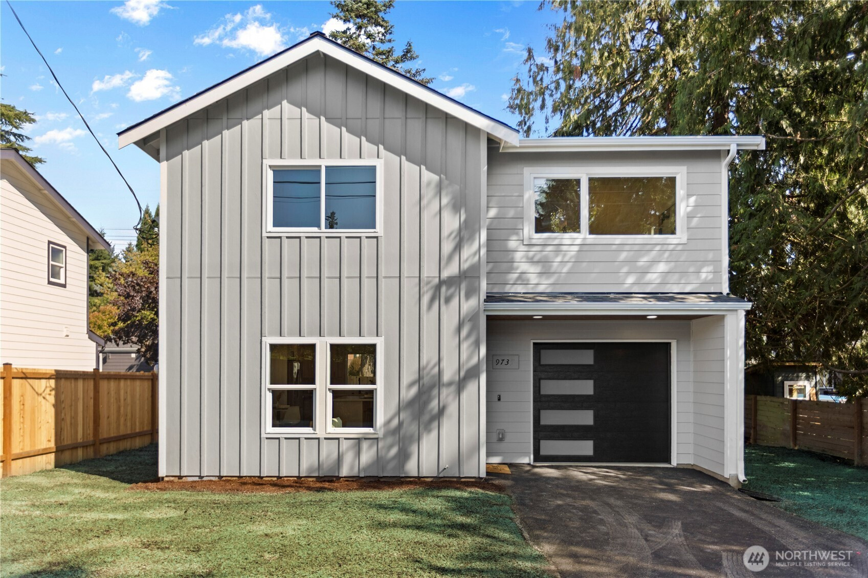9735 Evanston Avenue N, Seattle, WA 98103