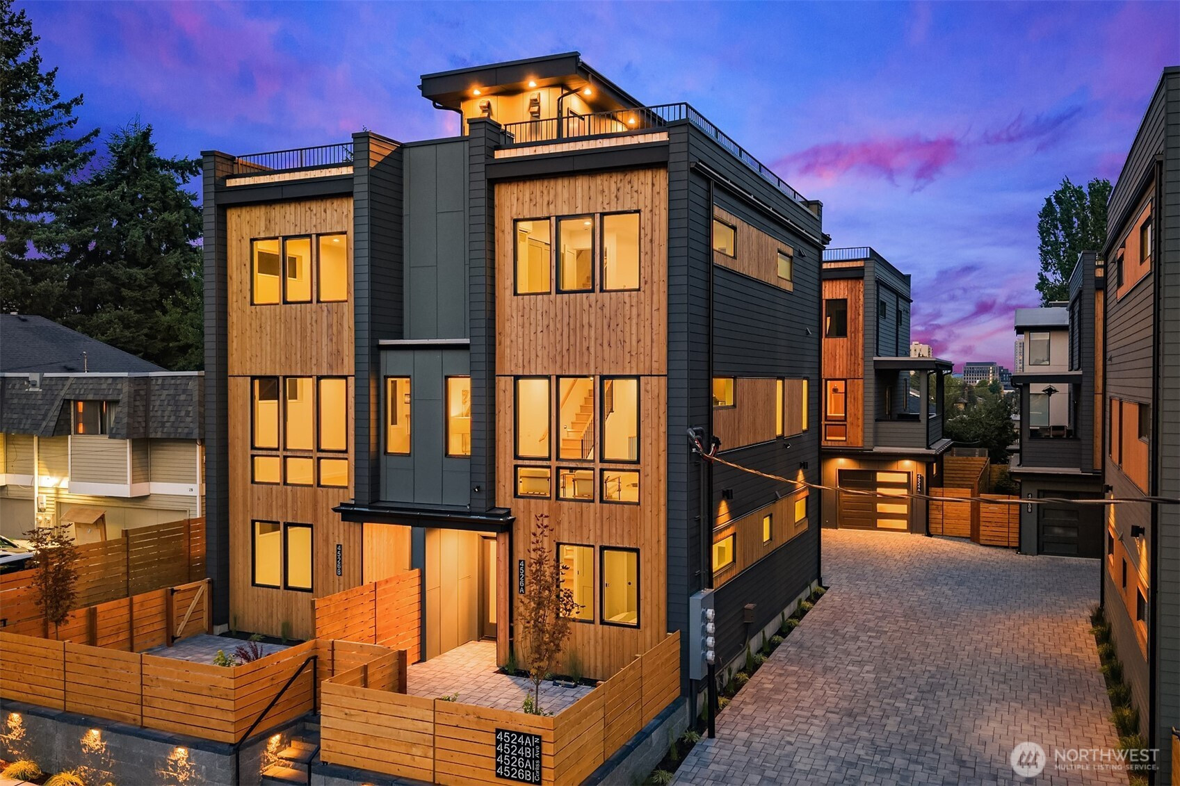 4526 Corliss Avenue N, Seattle, WA 98103