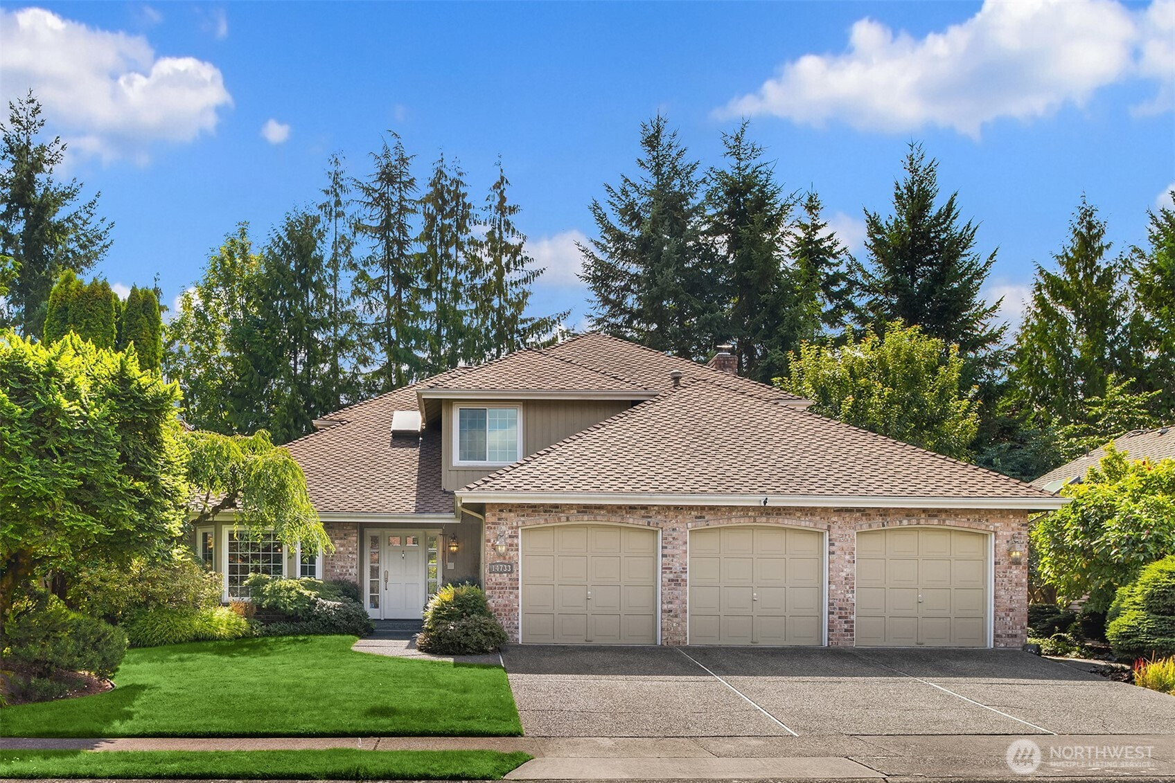14733 NE 57th Street, Bellevue, WA 98007