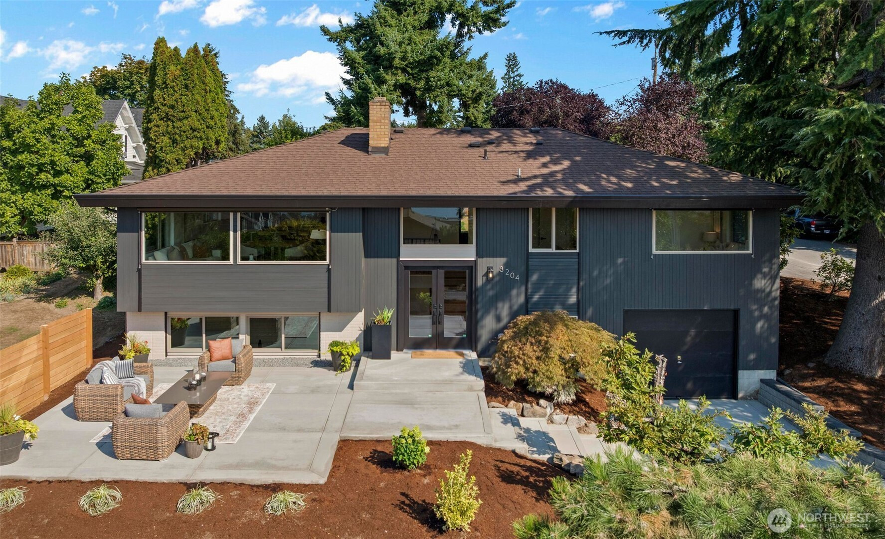 3204 Park Avenue N, Renton, WA 98056