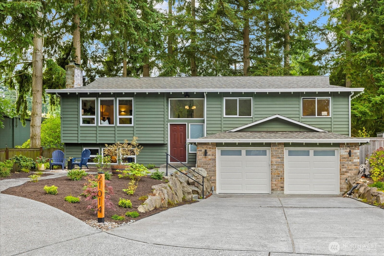 21014 Woodlake Drive, Edmonds, WA 98026