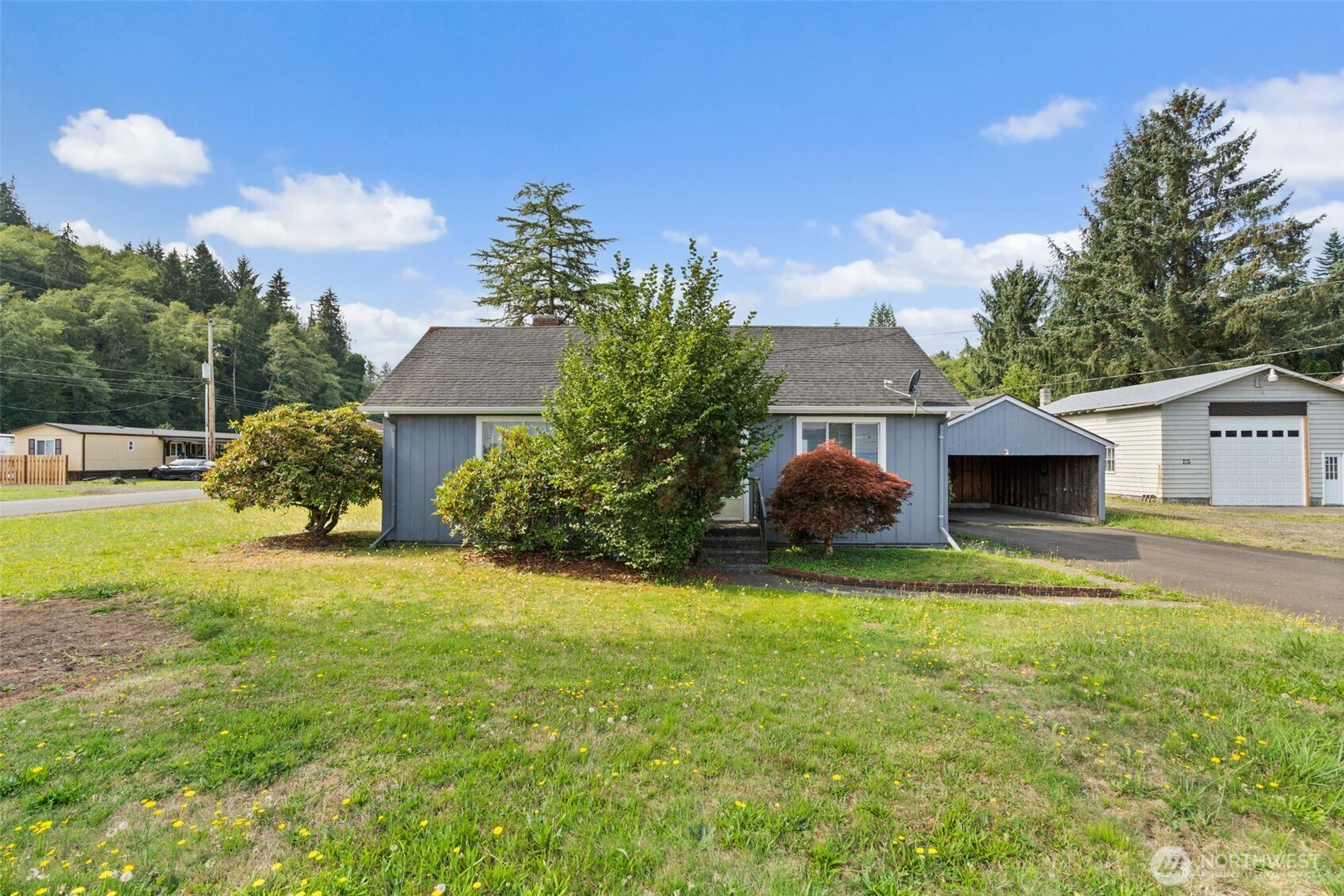 1206 W 4th Street, South Bend, WA 98586