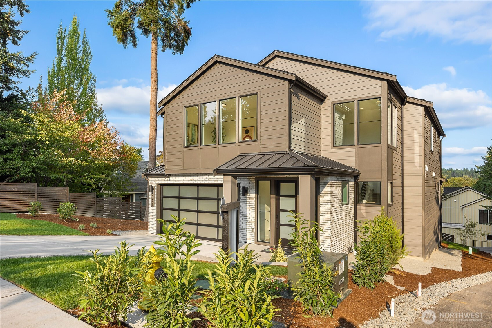 23621 20th Avenue W, Bothell, WA 98021