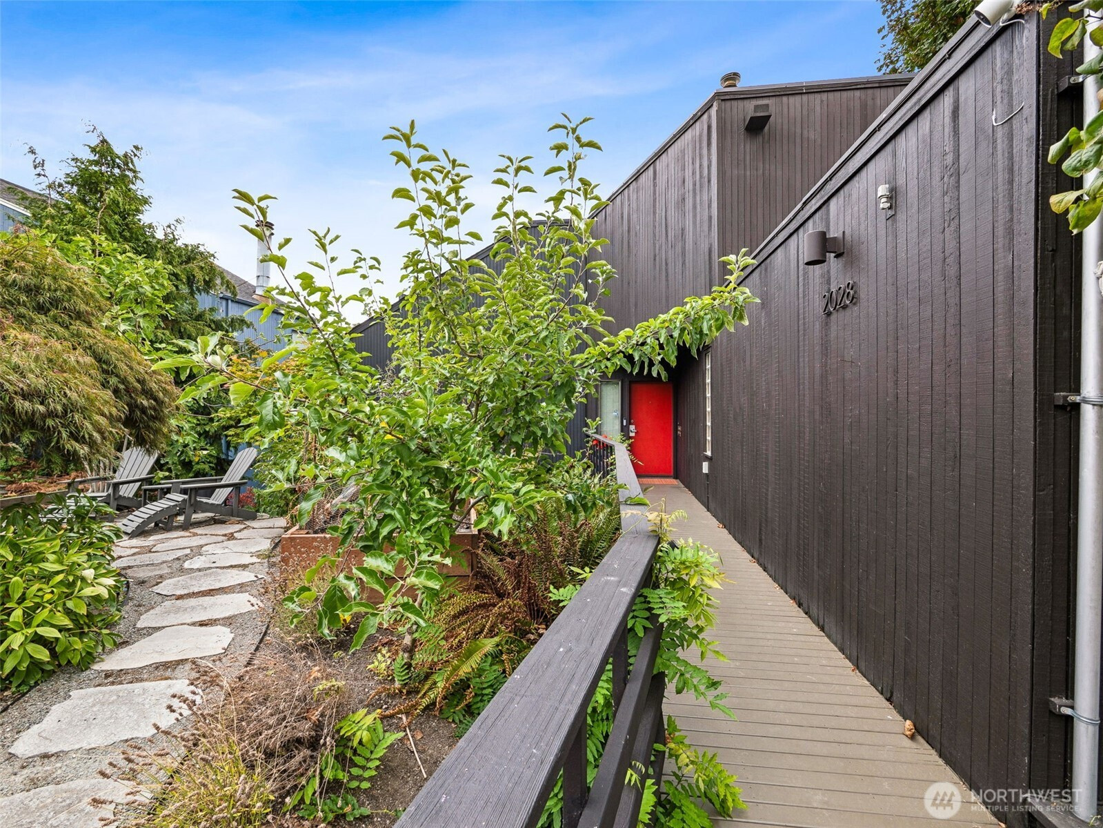 2028 34th Avenue S, Seattle, WA 98144