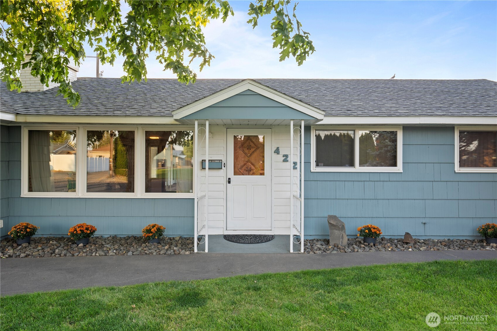 422 S 8th Avenue, Othello, WA 99344