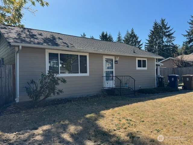 5216 64th Street W, Tacoma, WA 98467