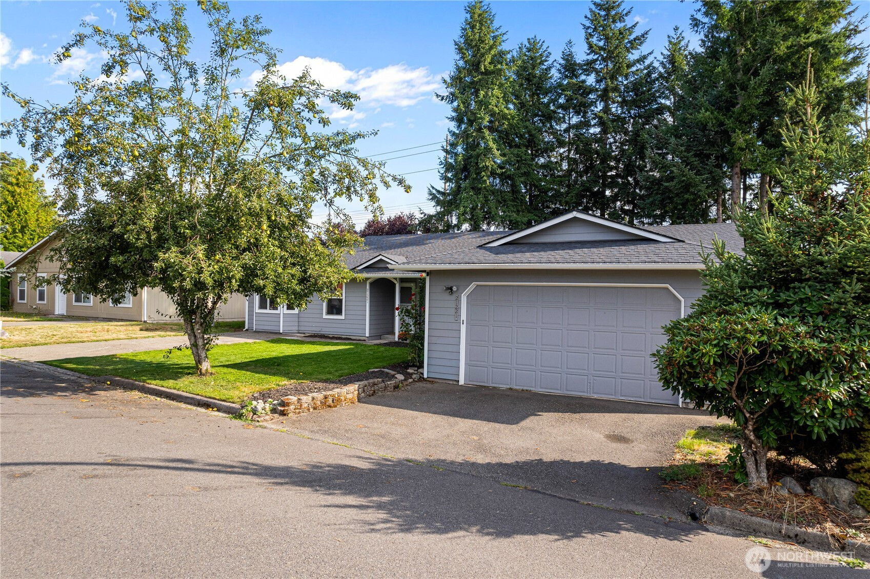 21221 SE 271st Place, Maple Valley, WA 98038