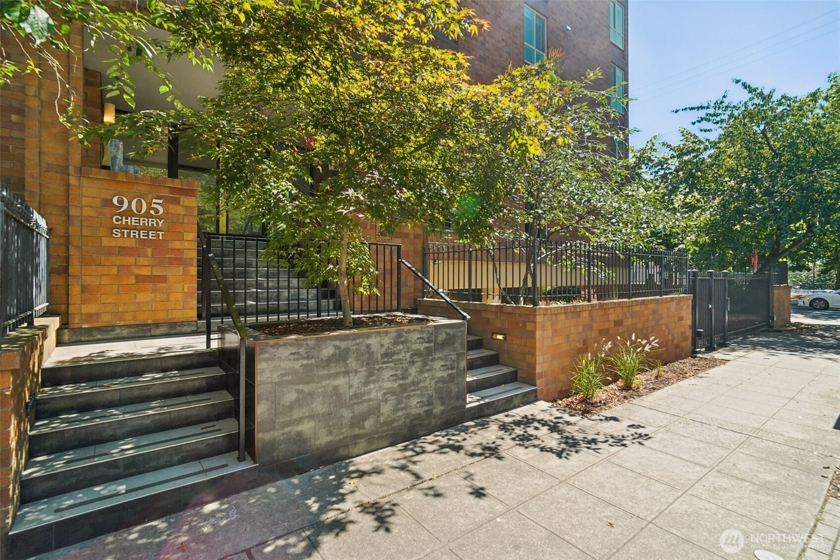 905 Cherry Street, Seattle, WA 98104