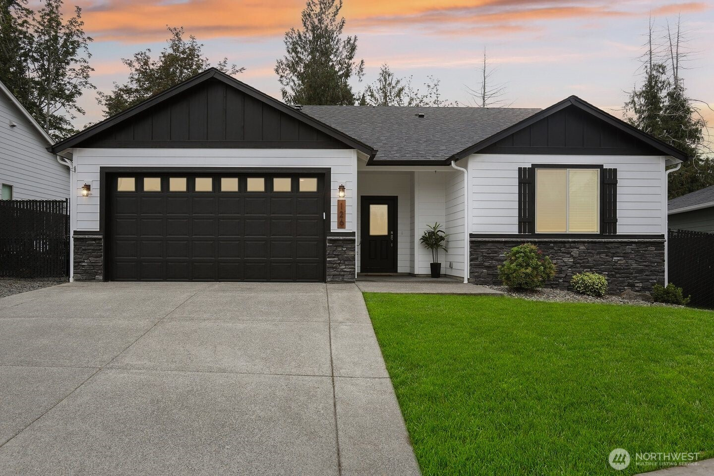 126 Zephyr Drive, Silverlake, WA 98645