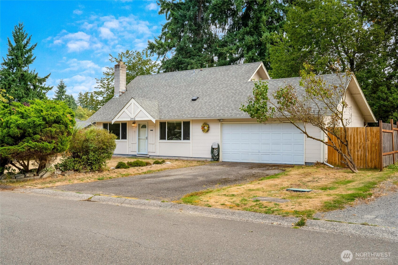 13715 59th Avenue SE, Everett, WA 98208