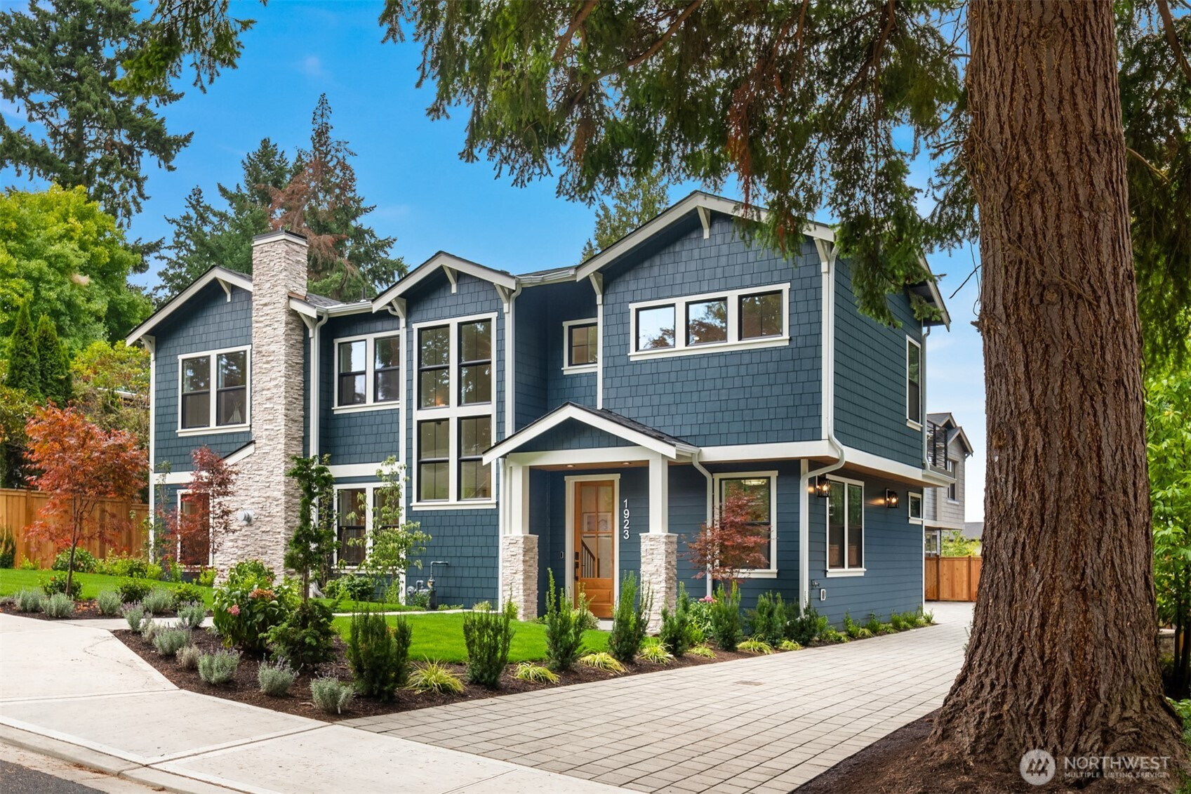 1923 3rd Street, Kirkland, WA 98033