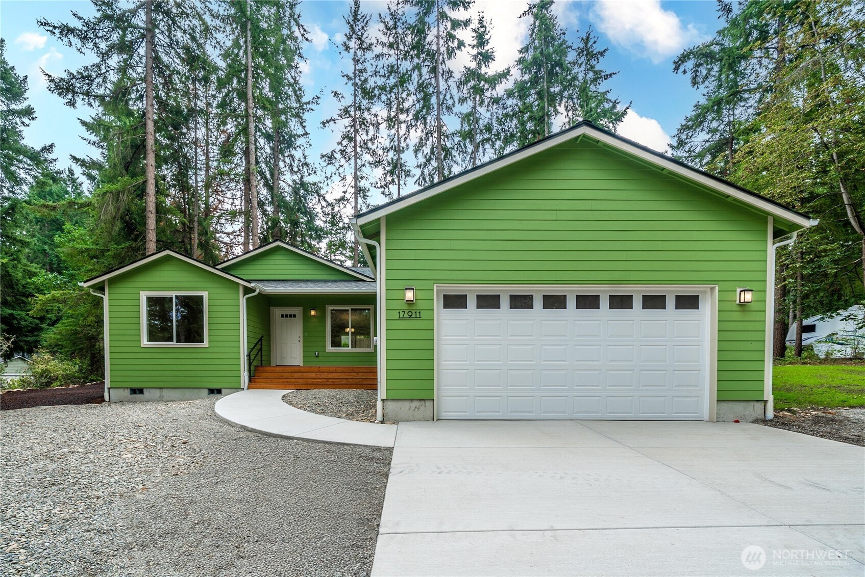 17911 Clearland Boulevard SE, Yelm, WA 98597
