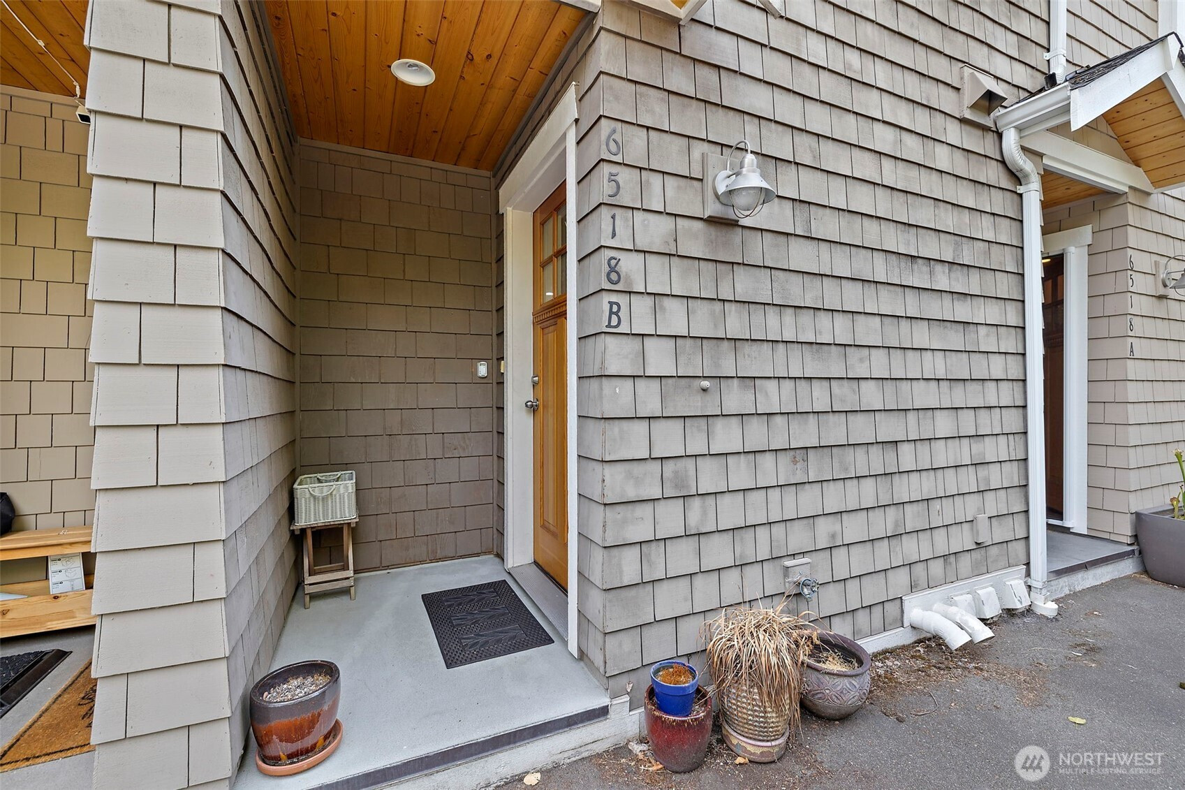 6518 42nd Avenue SW, Seattle, WA 98136