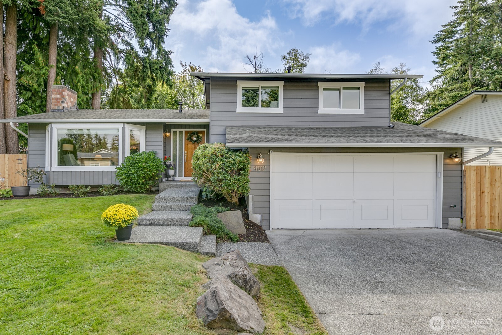 4812 145th Place SW, Lynnwood, WA 98087