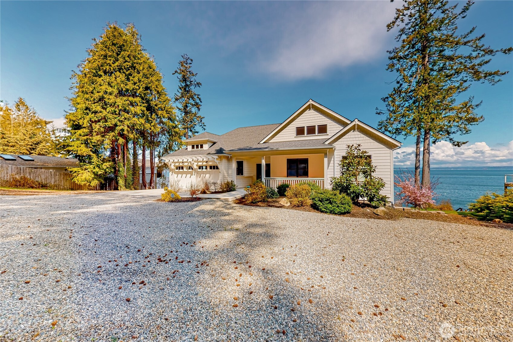 140 N Bay Way, Port Ludlow, WA 98365