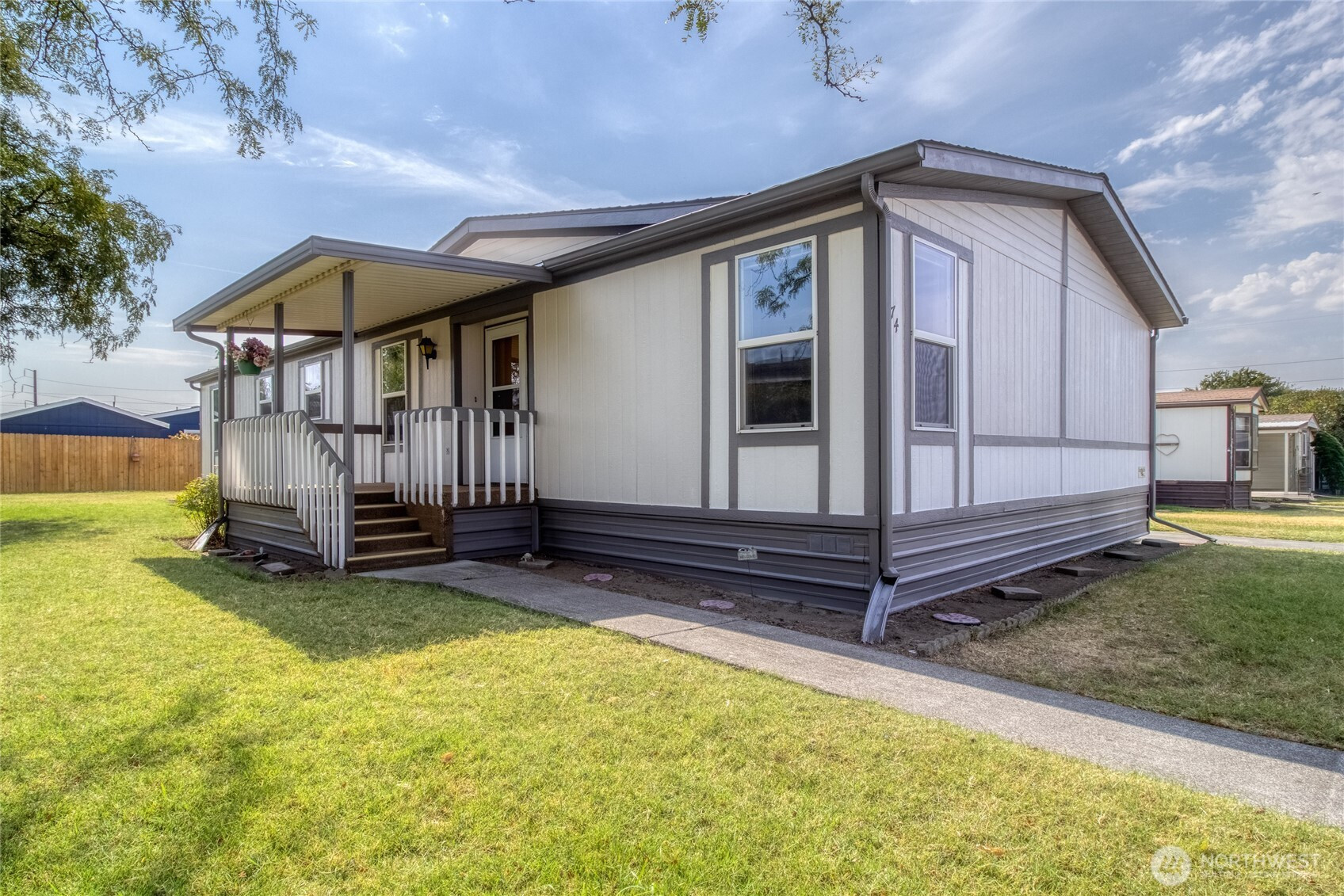 974 NE Chelan Street, College Place, WA 99324