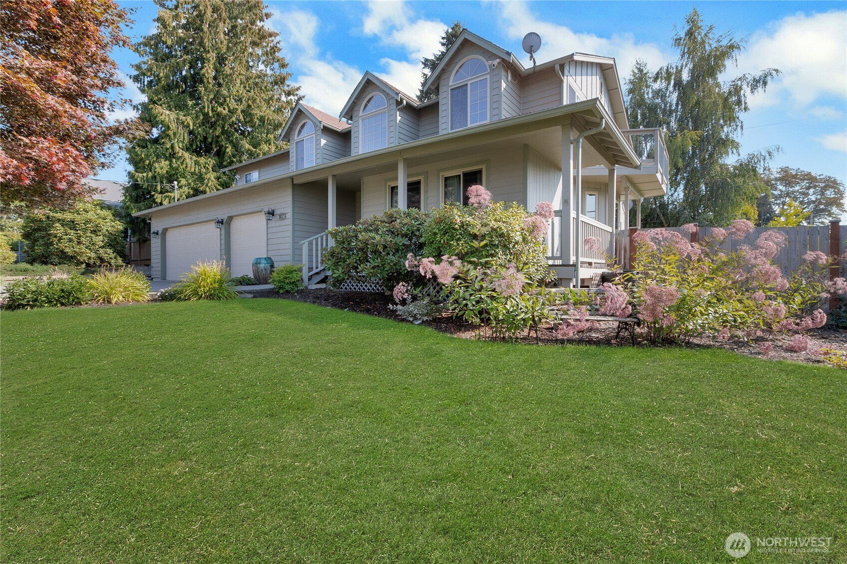 8024 33rd Street W, University Place, WA 98466
