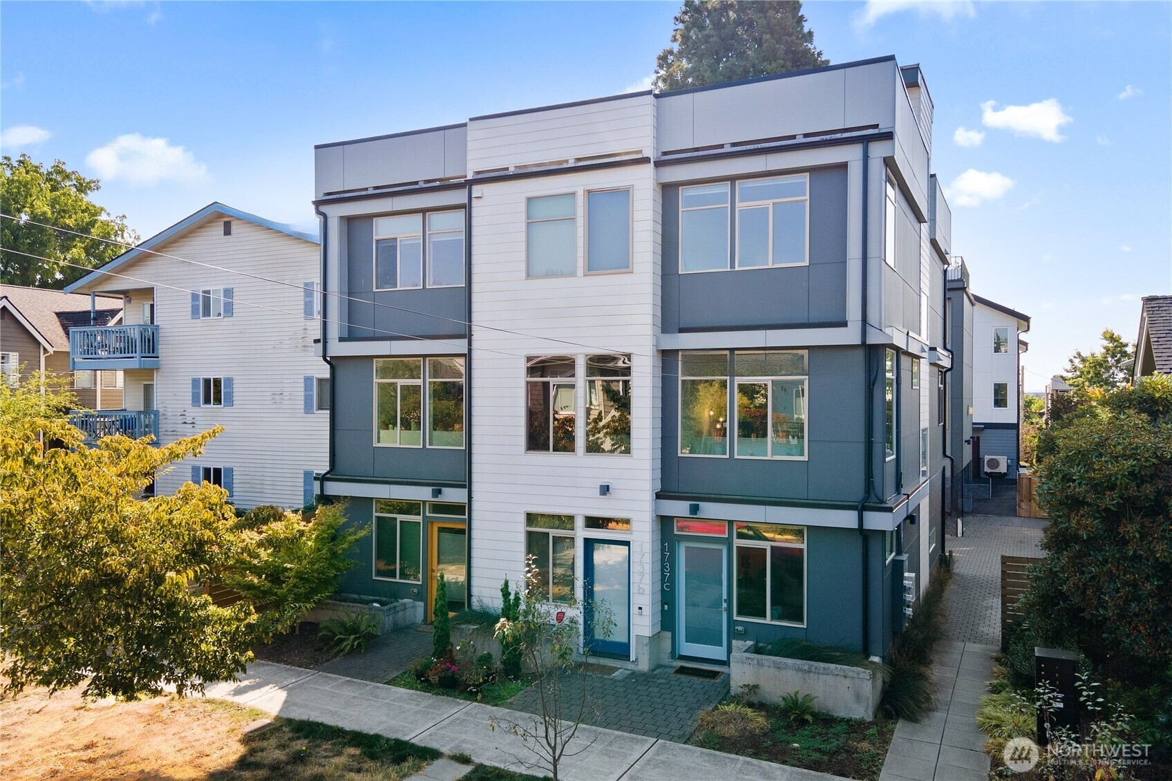 1737 NW 61st Street, Seattle, WA 98107
