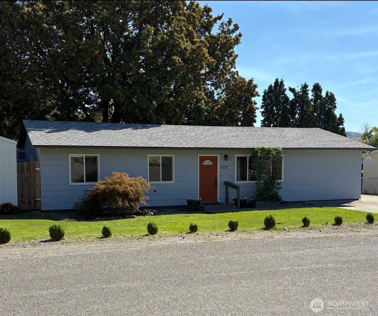 712 Sunrise Drive, Omak, WA 98840