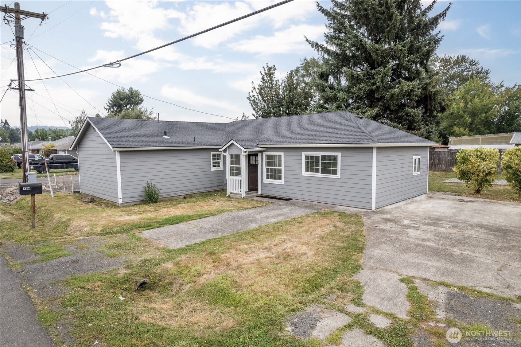 756 33rd Avenue, Longview, WA 98632