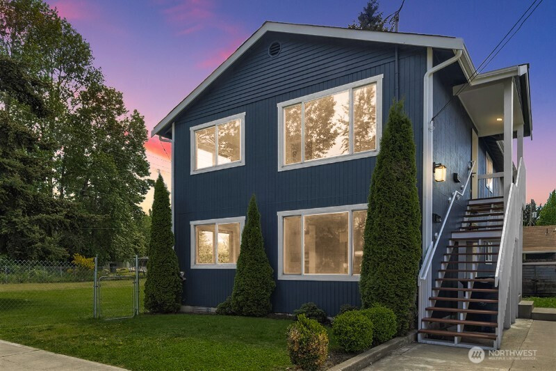551 S Sullivan Street, Seattle, WA 98108