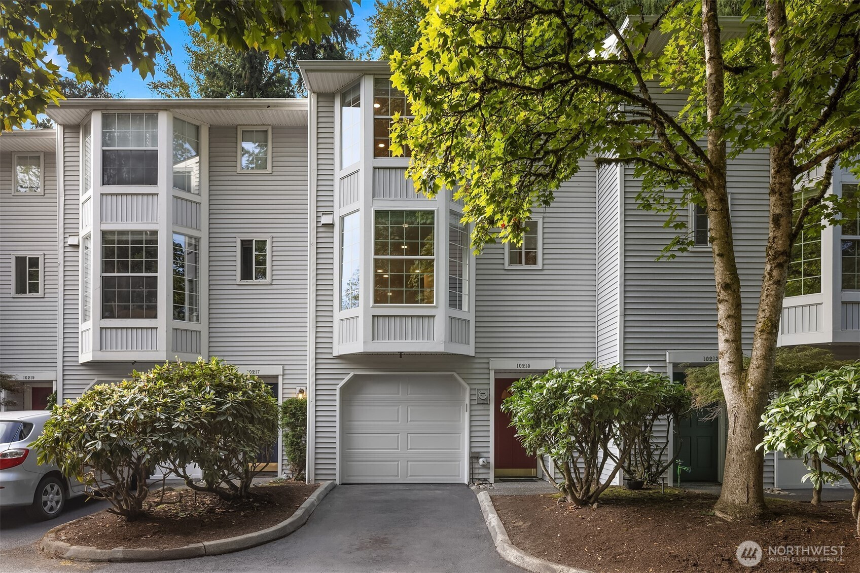 10215 NE 129th Lane, Kirkland, WA 98034
