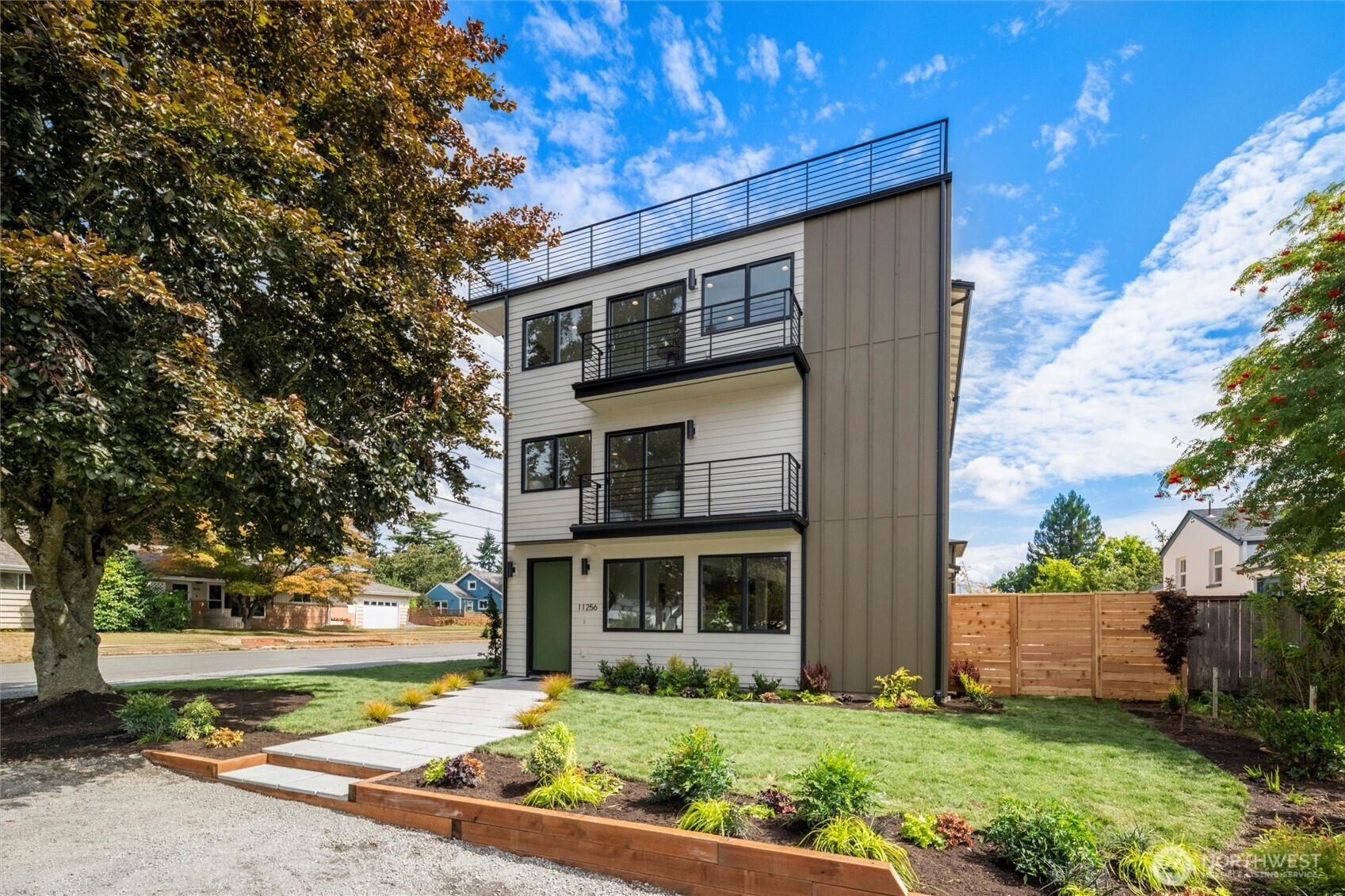 11256 Evanston Avenue N, Seattle, WA 98133