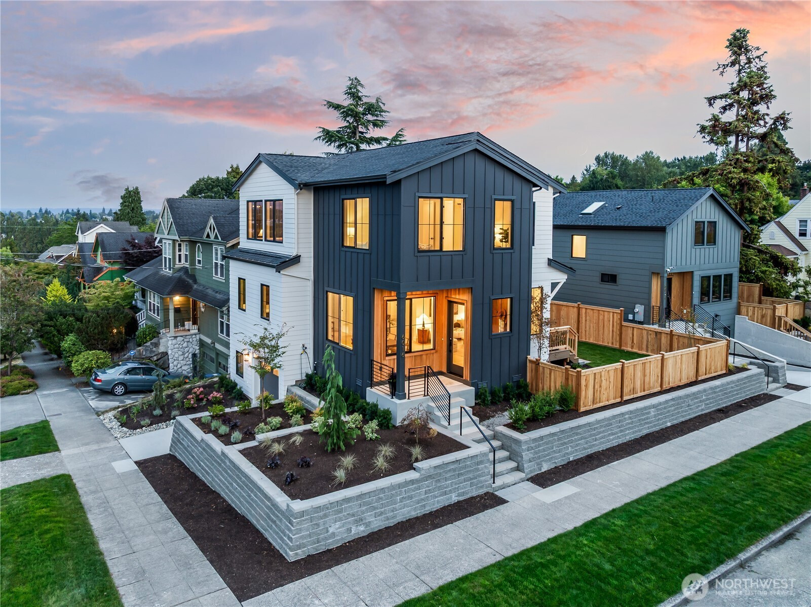 6016 Evanston Avenue N, Seattle, WA 98103