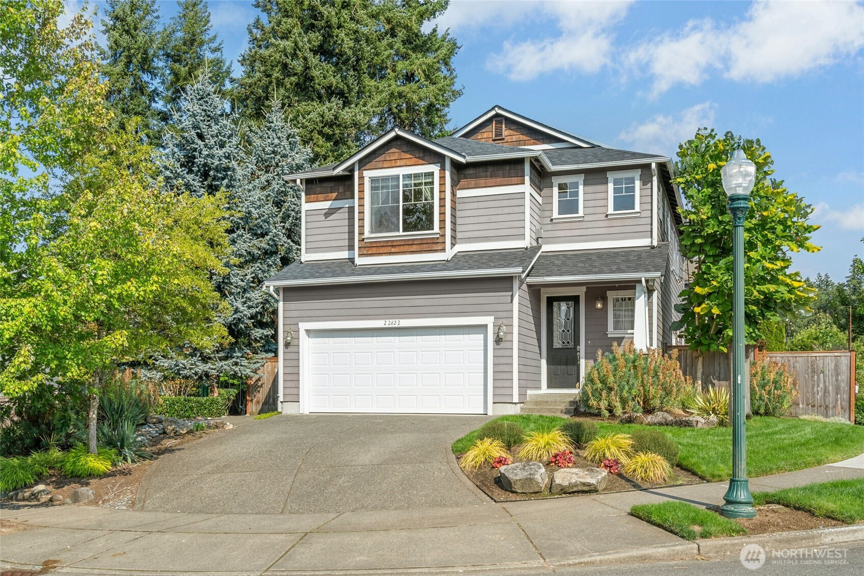 22822 SE 271st Place, Maple Valley, WA 98038