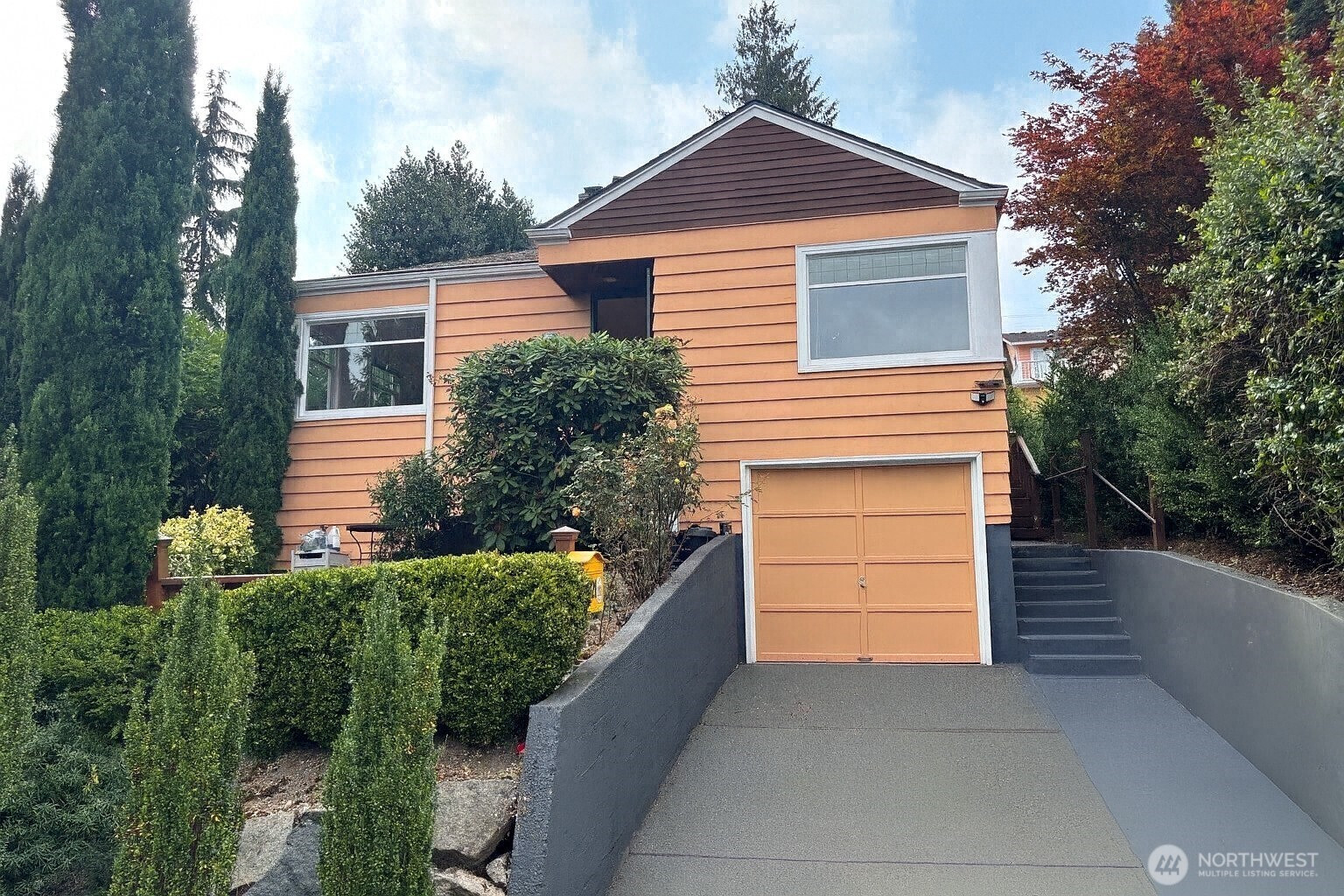 5721 36th Avenue NE, Seattle, WA 98105
