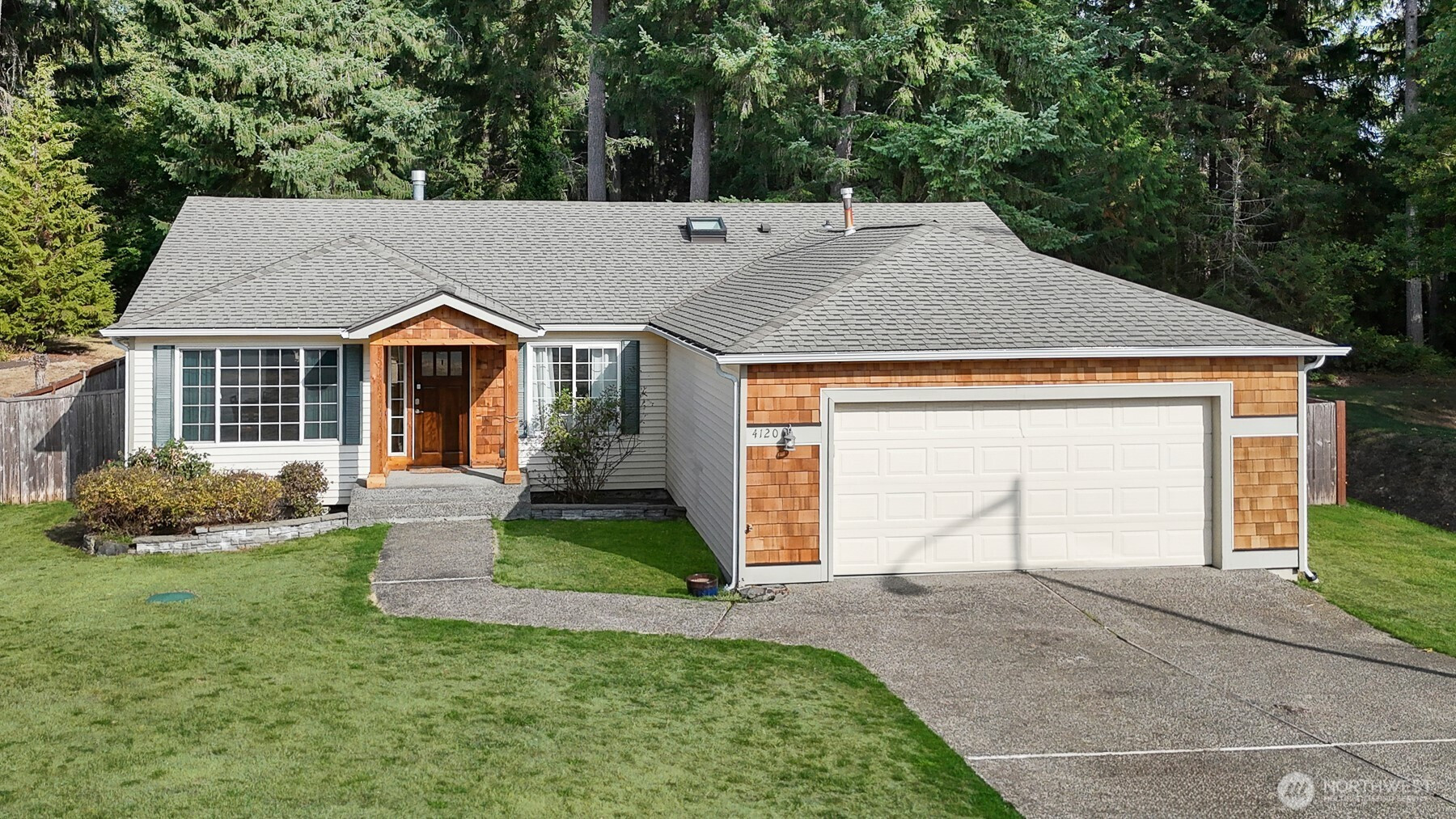 4120 Arbor Drive SE, Lacey, WA 98503