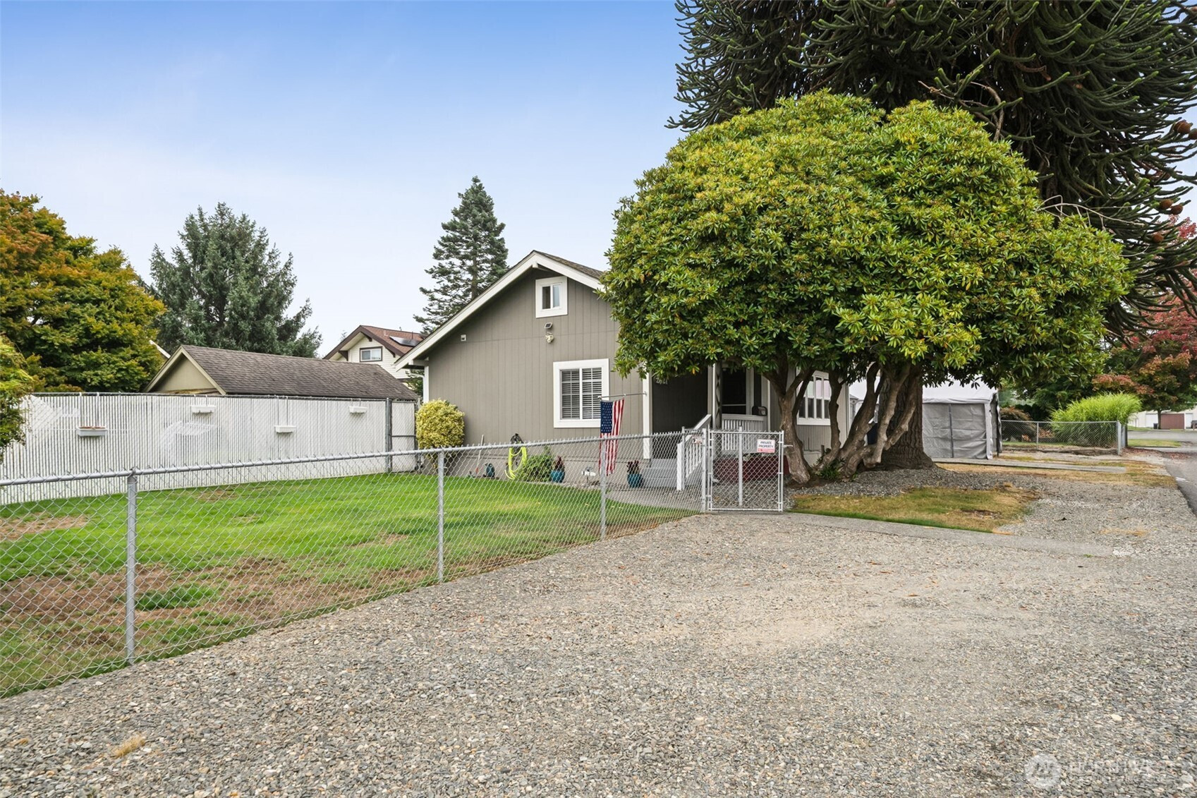 2921 Fredricksen Street, Enumclaw, WA 98022