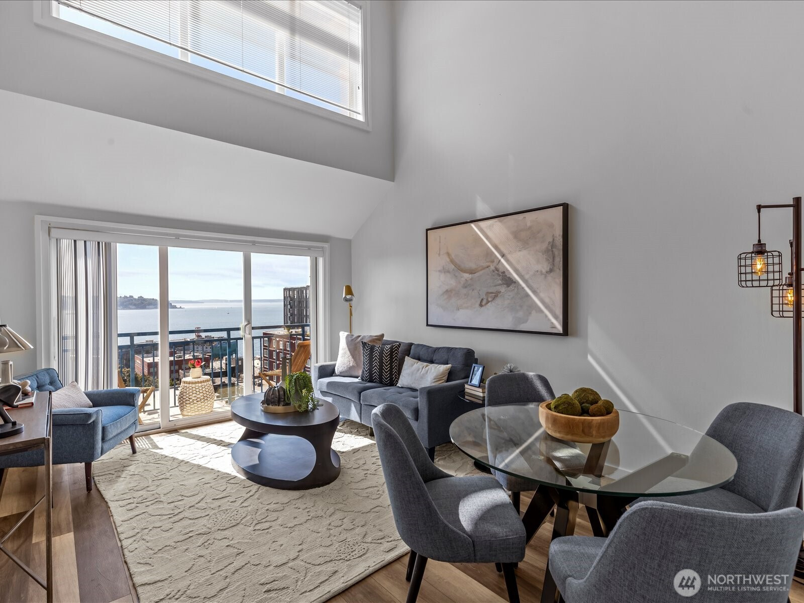 2414 1st Avenue, Seattle, WA 98121