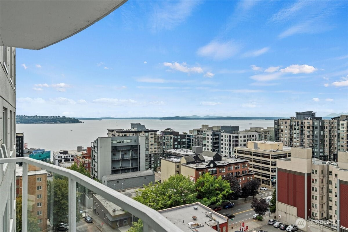 121 Vine Street, Seattle, WA 98121