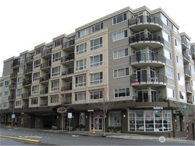 300 110th Avenue NE, Bellevue, WA 98004