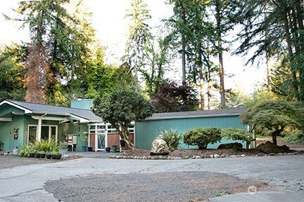 4138 Cooper Point Road NW, Olympia, WA 98502