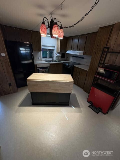 17103 Spanaway Loop Road S, Spanaway, WA 98387