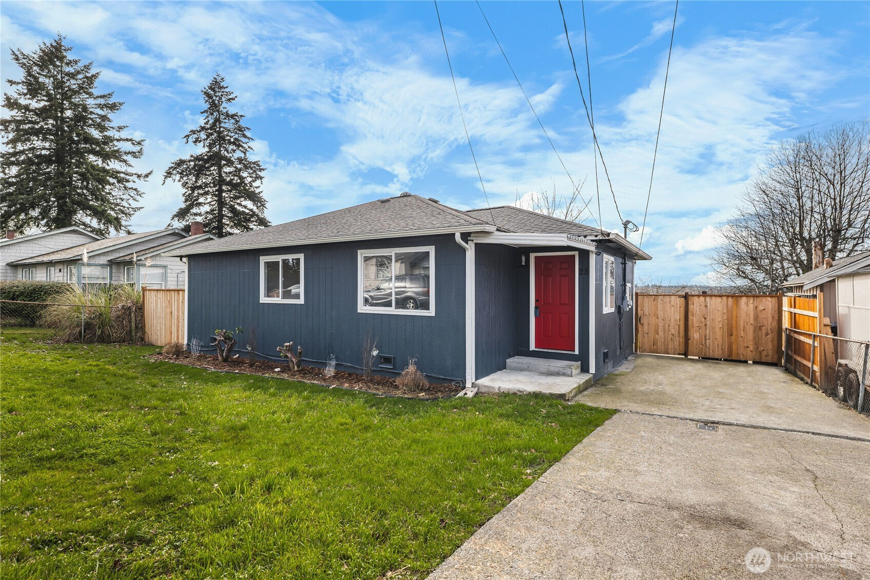 28 S Arizona Avenue, Tacoma, WA 98409