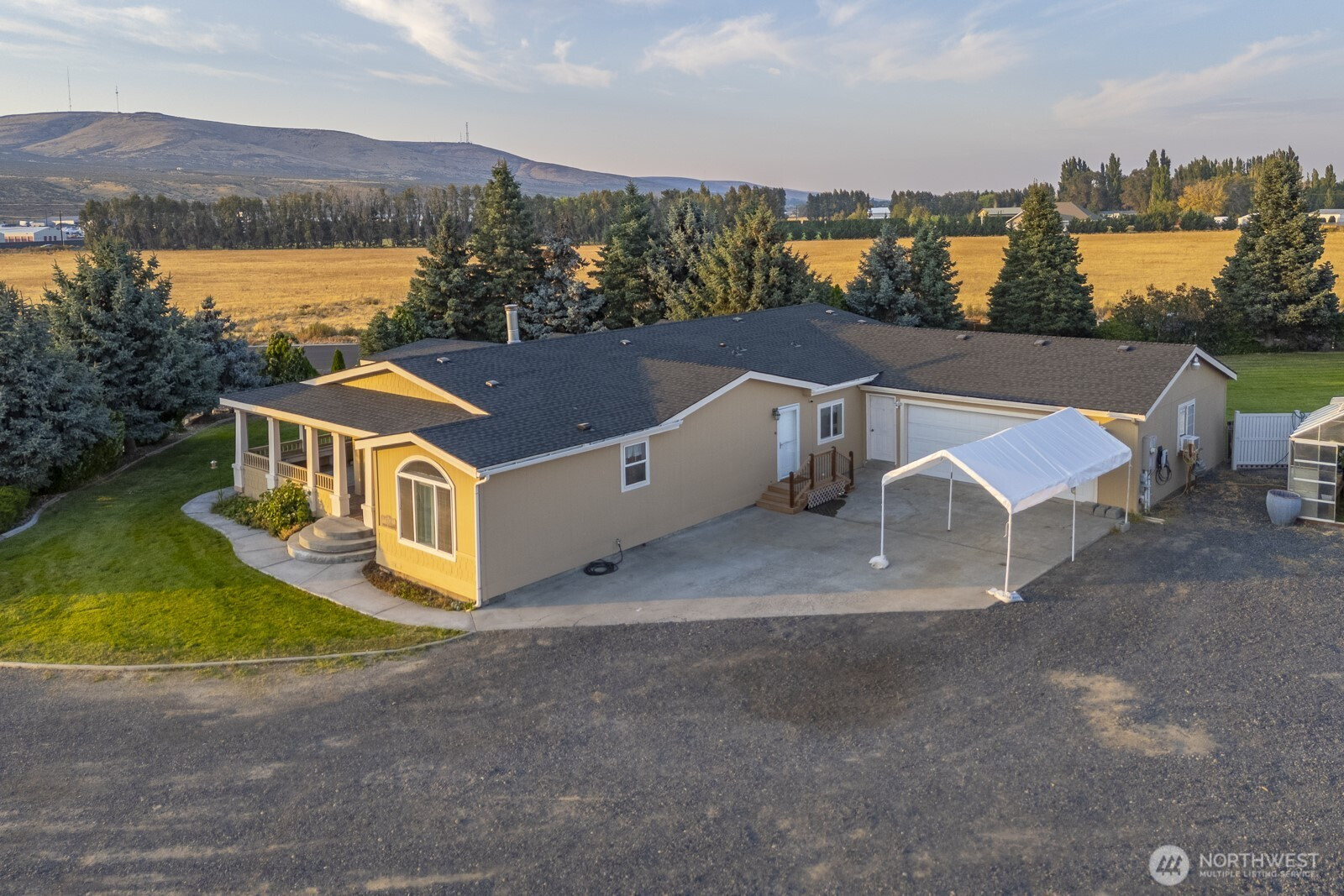 2250 Cherry Blossom Drive, Ephrata, WA 98823