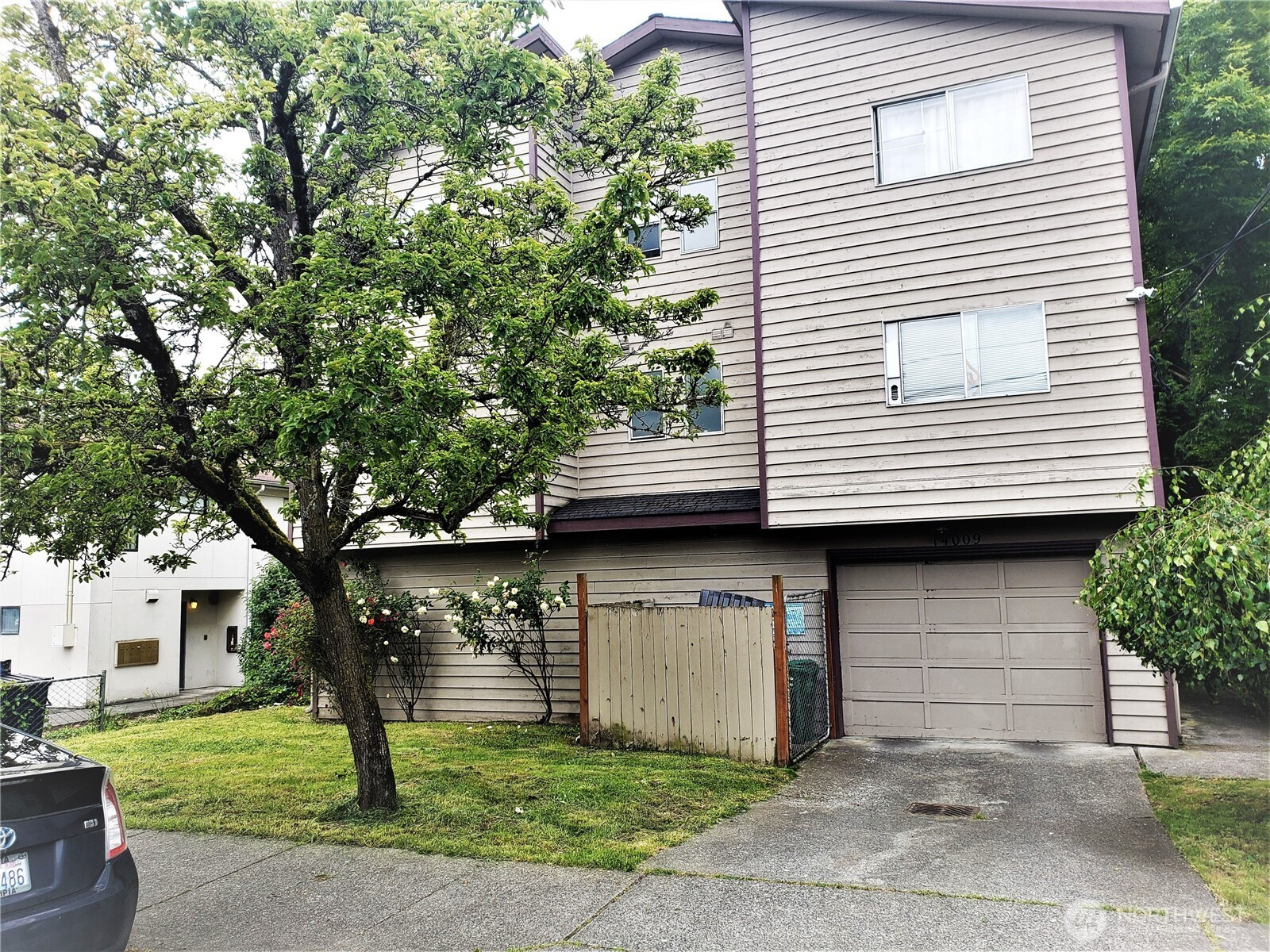 14009 32nd Avenue NE, Seattle, WA 98125