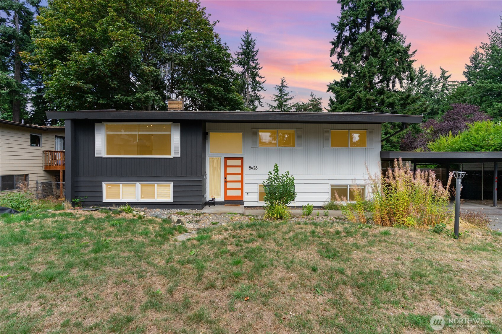 8428 NE 132nd Place, Kirkland, WA 98034