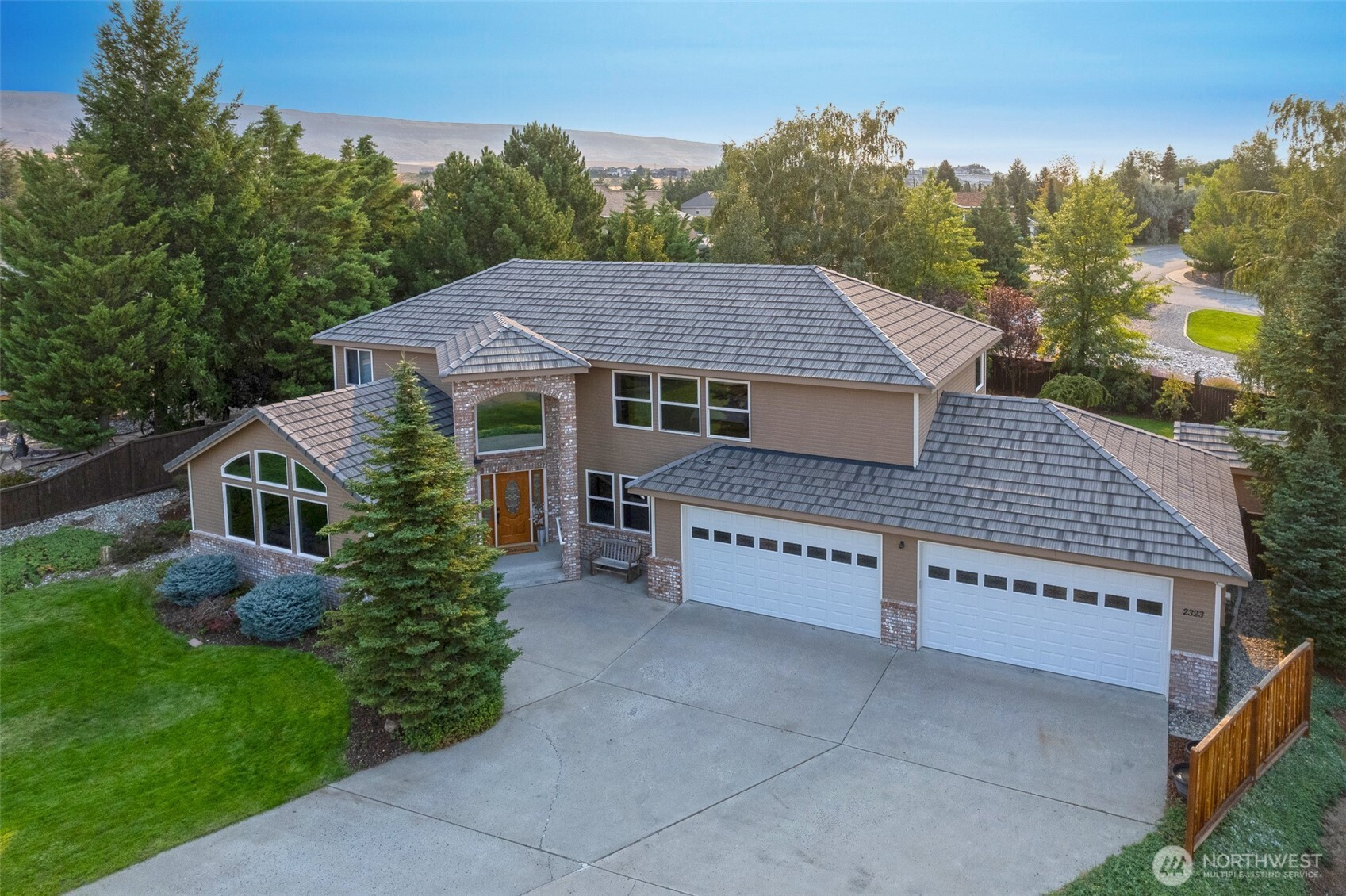 2323 Fancher Heights Boulevard, East Wenatchee, WA 98802